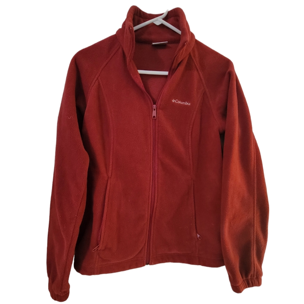 Columbia zip up fleece jacket. Womens M. Color red